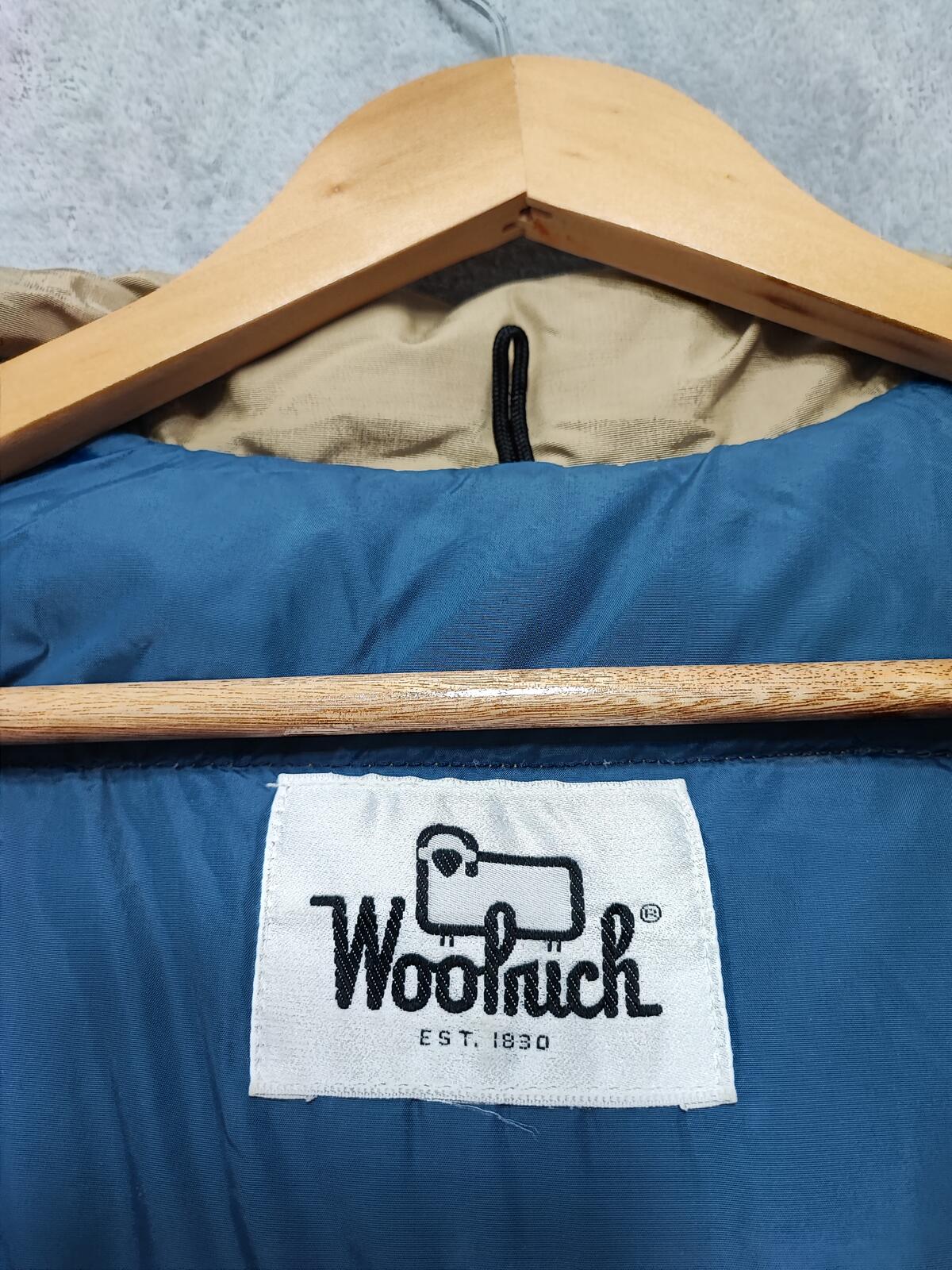 Vintage Woolrich Plain Tan Beige Padded Puffer Gilet Vest Men Size Large
