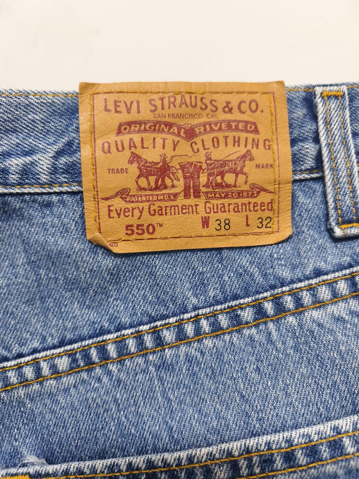 Vintage Levi's 550 Blue Stonewash Raw Hem Jorts Shorts Made in Canada W38