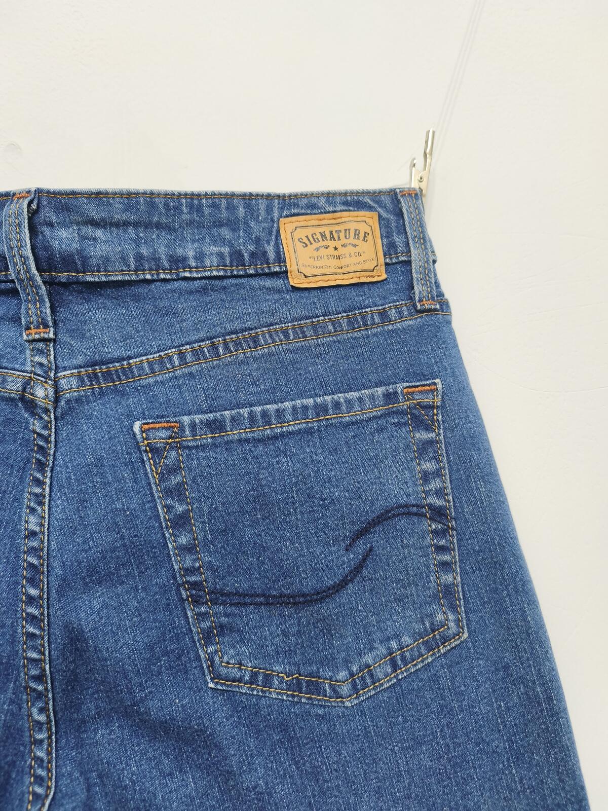 Vintage Signature by Levi Strauss Mid Wash Blue Denim Summer Jorts Shorts W30