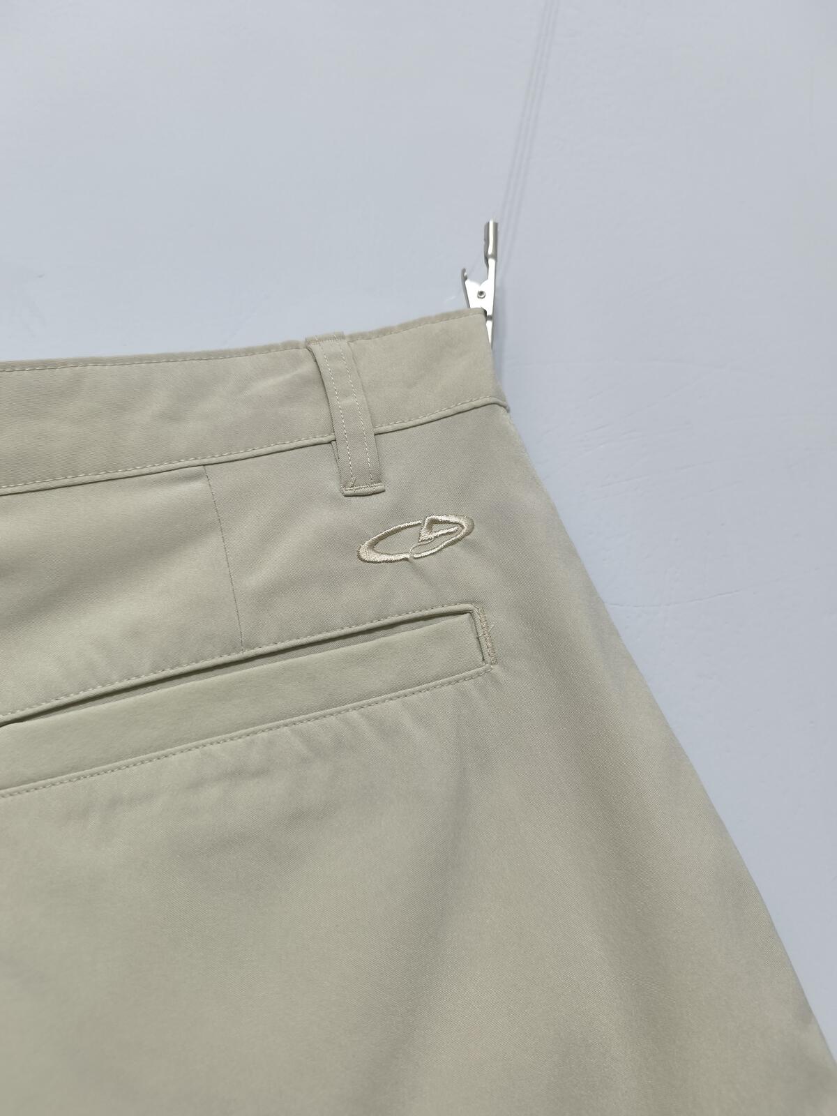 Vintage C9 by Champion Shorts Beige Y2K Skater Golf Retro Activewear 34W
