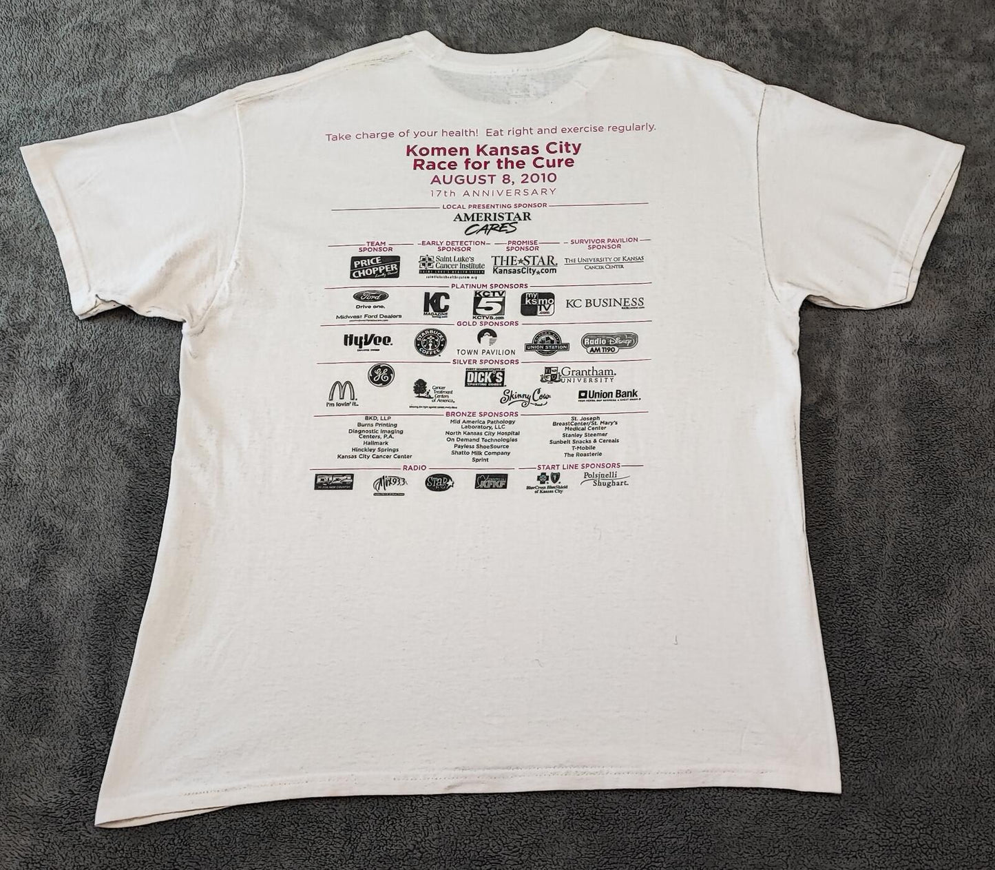 Vintage 2010 Race Cure Graphic T-Shirt White Retro Y2K Men's Size Large L