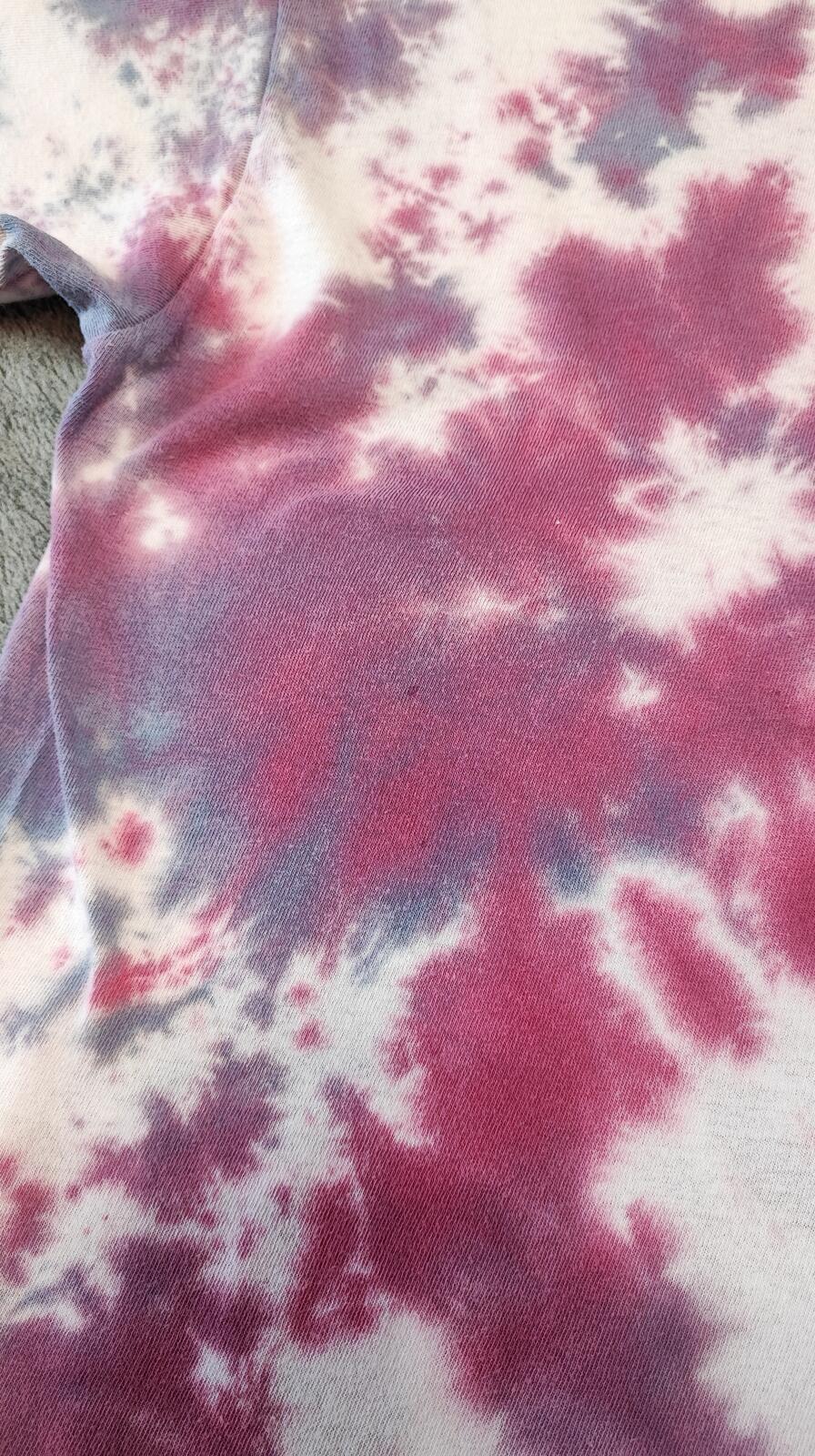 Vintage Hanes Tie Dye Graphic T-Shirt White Purple Retro 90s Men's Size Medium