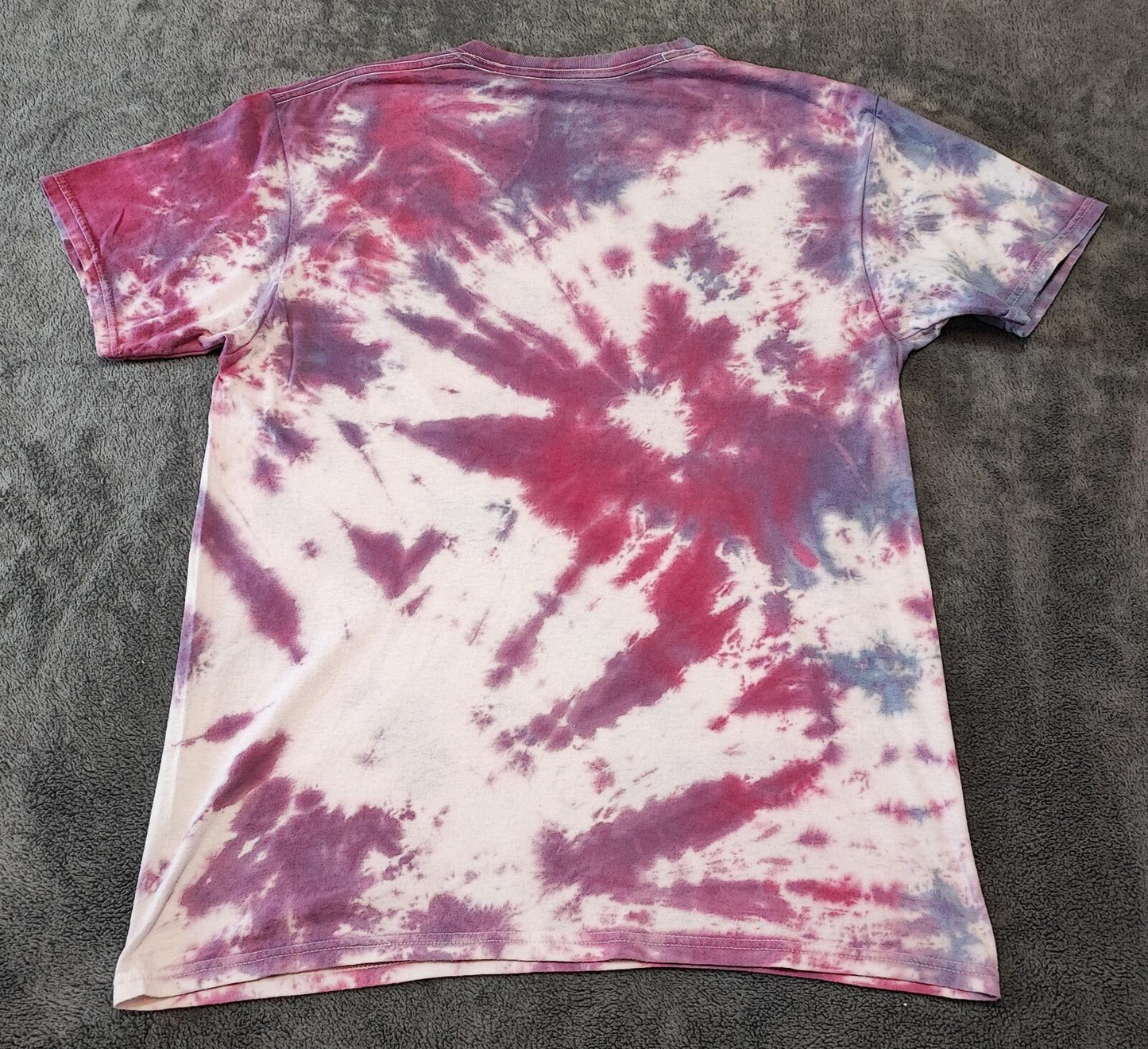 Vintage Hanes Tie Dye Graphic T-Shirt White Purple Retro 90s Men's Size Medium