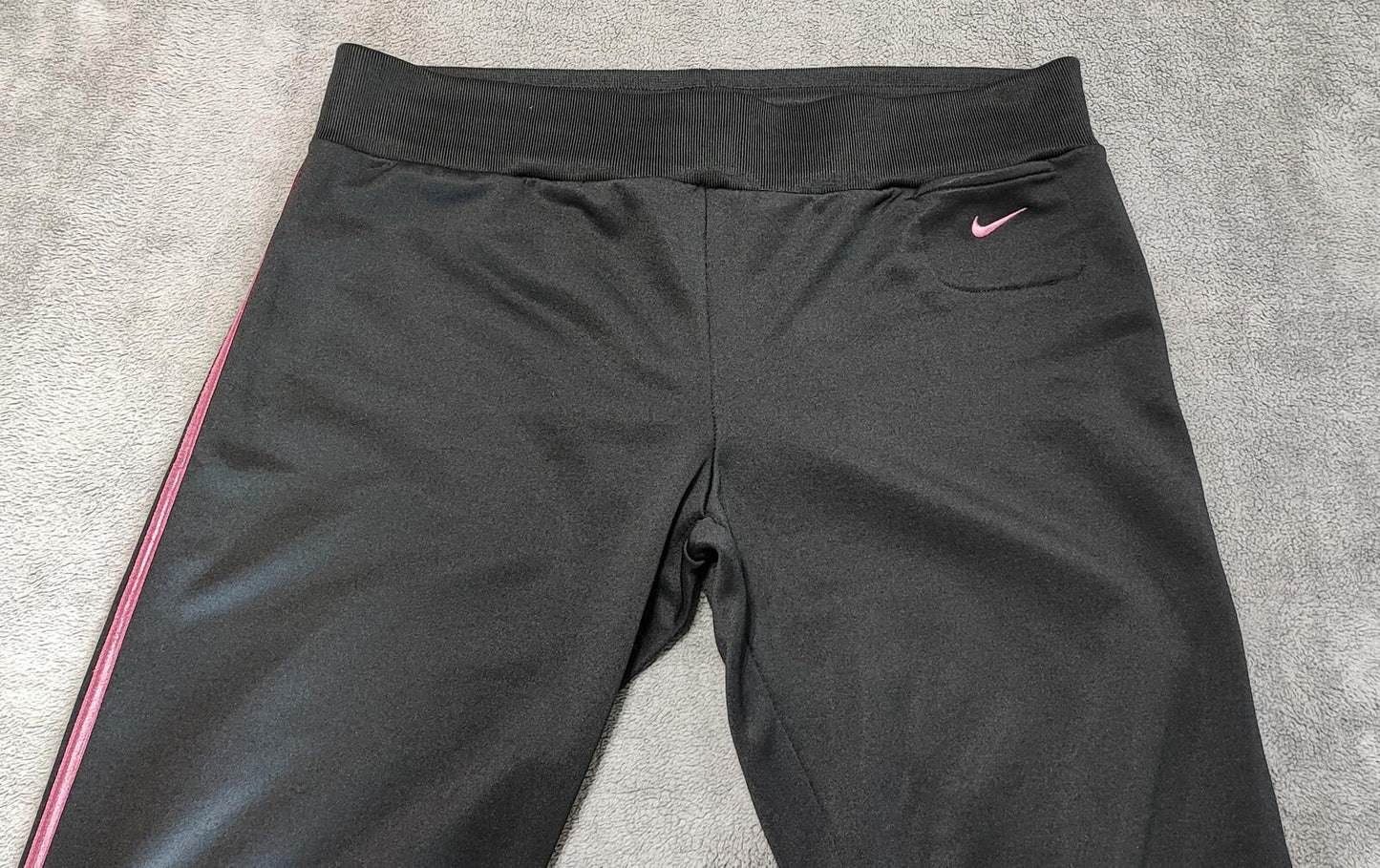 Vintage Nike Plain Black Logo Tracksuit Bottoms Joggers Women XXL