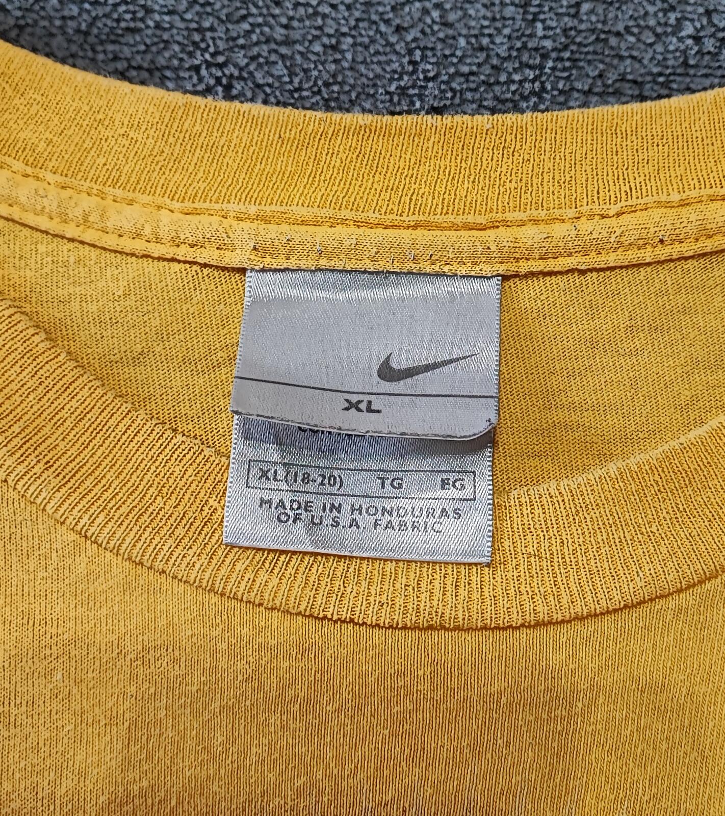 Vintage Nike Hoops League Graphic Long Sleeve T-Shirt Yellow Men's Size Medium