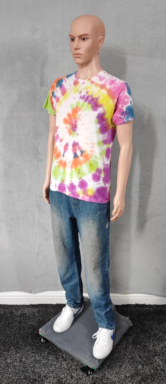 Vintage Hanes Rainbow Spiral Tie Dye T-Shirt Multicolour Retro Y2K Men's Size M