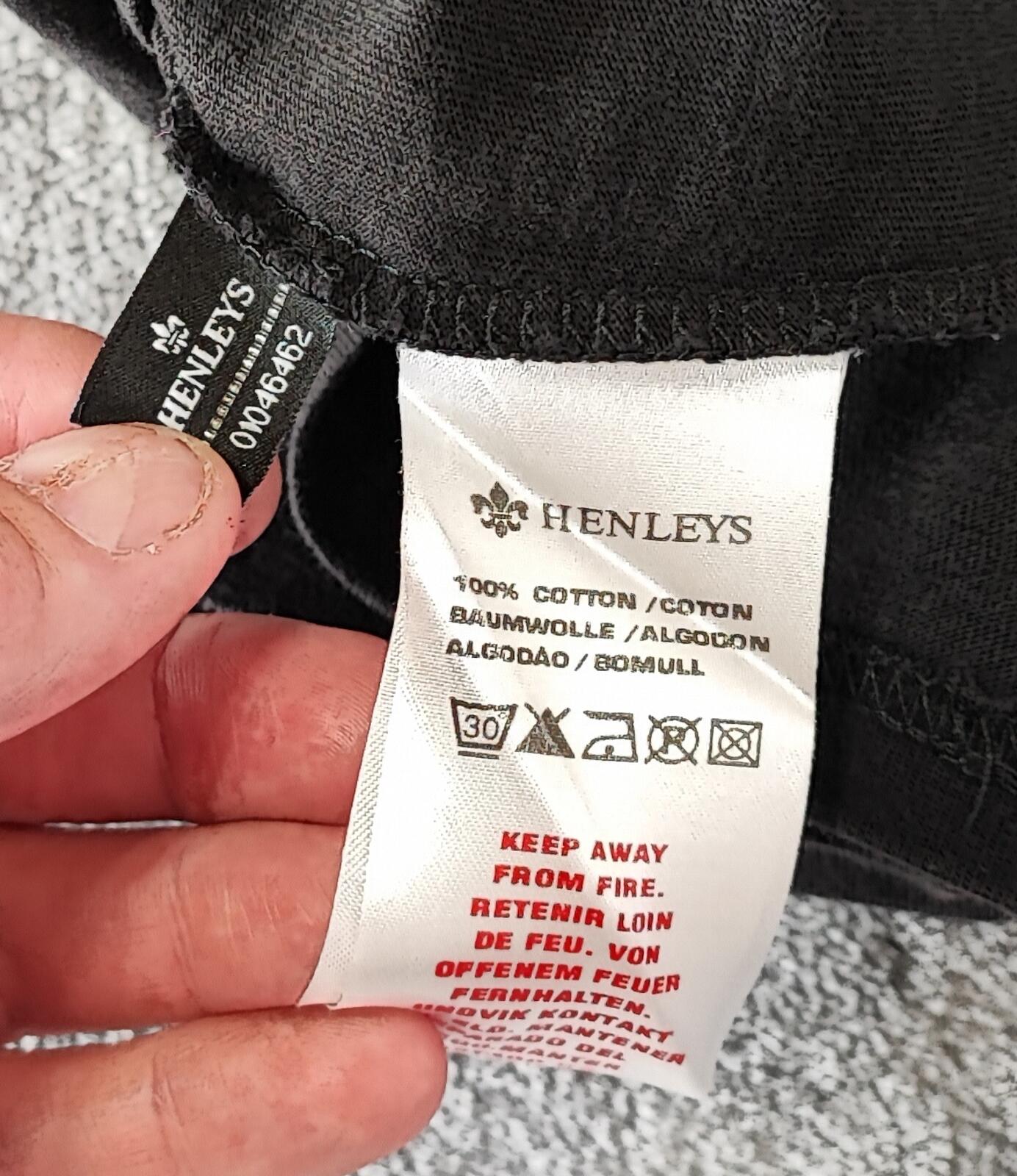 Vintage Henleys Skull Graphic T-Shirt Black Retro Y2K Men's Size Small S