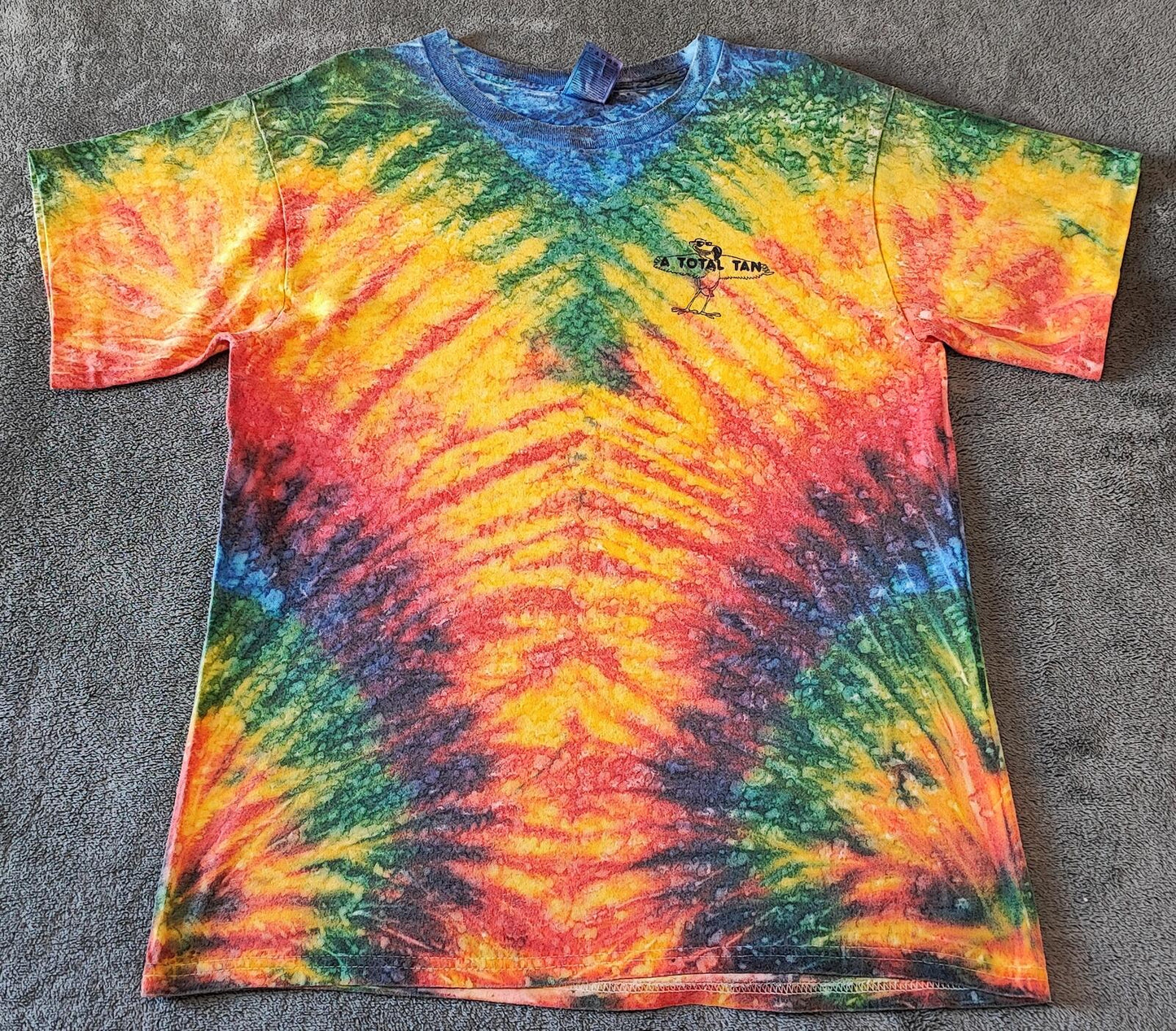 Vintage Fruit of the Loom Rainbow Chevron Tie Dye T-Shirt Men's Size Medium M