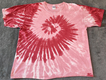 Vintage Go Red USA Tie Dye Graphic T-Shirt Red Pink Retro Y2K Men's Size XL