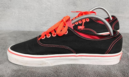 Vintage Vans Classic Plain Black Canvas Skate Trainers Shoes Men Size UK 6.5