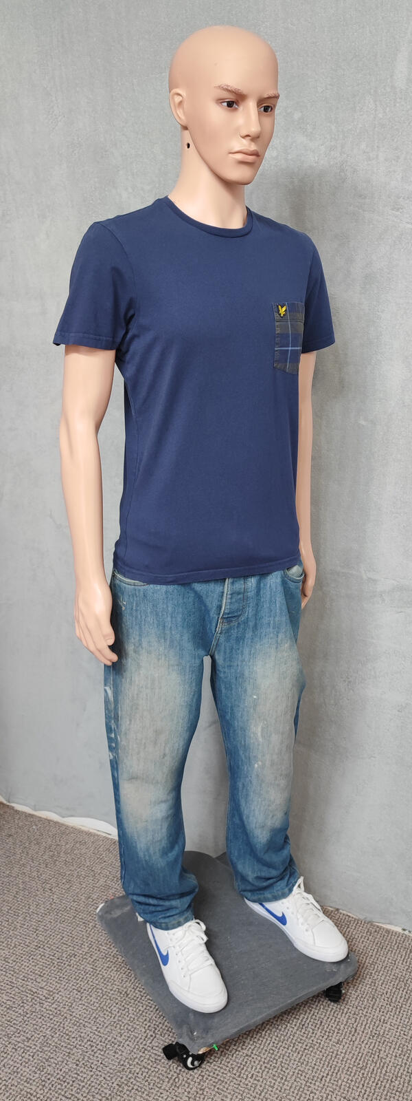 Vintage Lyle & Scott T-Shirt Navy Blue Golden Eagle Retro 90s Men's Size Small S