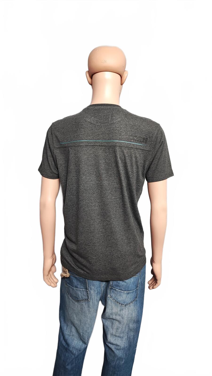 Vintage Henleys DLX Project Graphic T-Shirt Grey Retro Y2K Men's Size Medium M