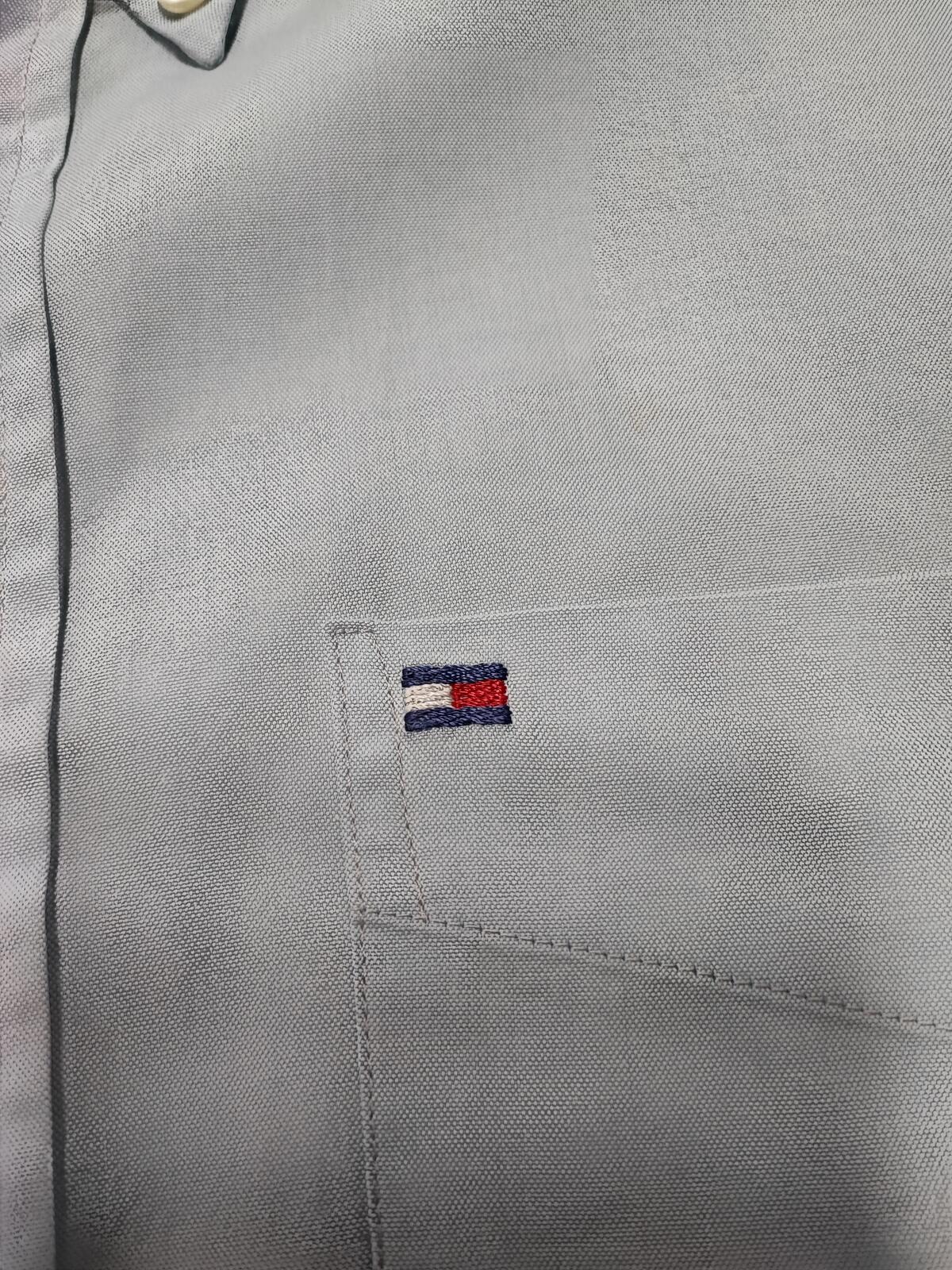 Vintage Tommy Hilfiger Plain Long Sleeve Button Down Shirt Sky Blue Men's Large