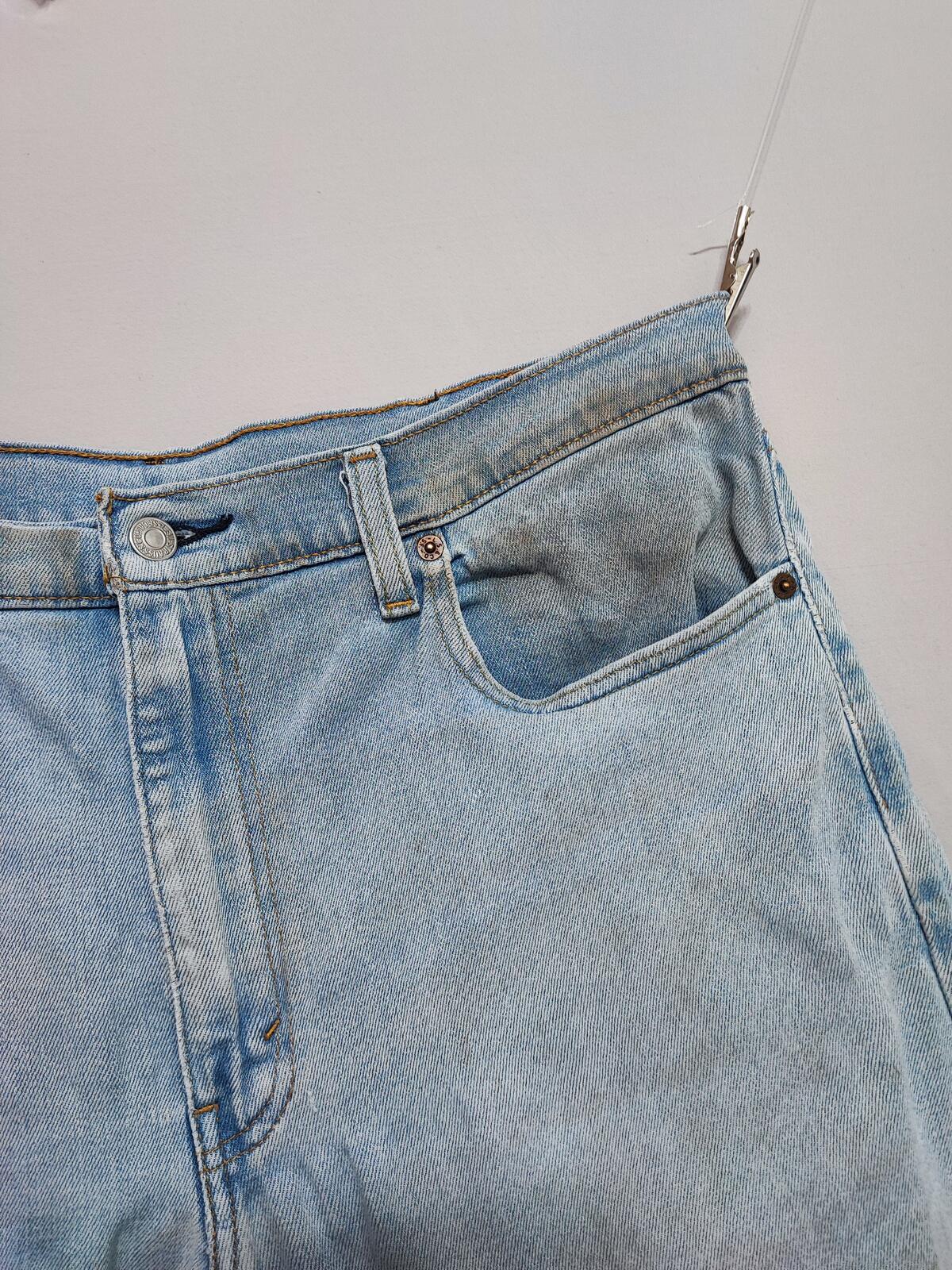 Vintage Levi's 502 Regular Taper Jeans Faded Blue Grunge Skater Men's W38 L31
