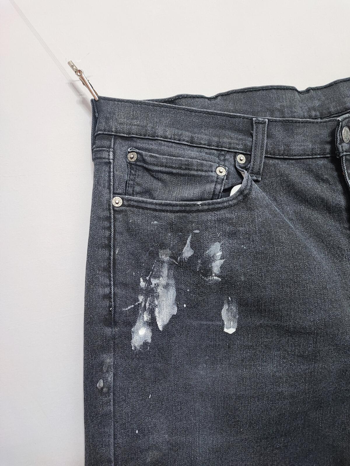 Vintage Levi's 514 Straight Jeans Faded Black Splatter Grunge Men's W38 L31