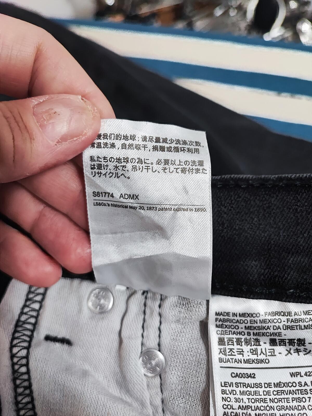 Vintage Levi's 514 Straight Jeans Faded Black Splatter Grunge Men's W38 L31