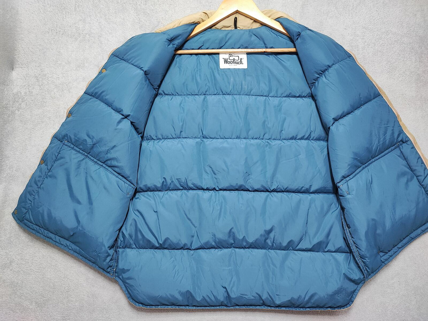 Vintage Woolrich Plain Tan Beige Padded Puffer Gilet Vest Men Size Large