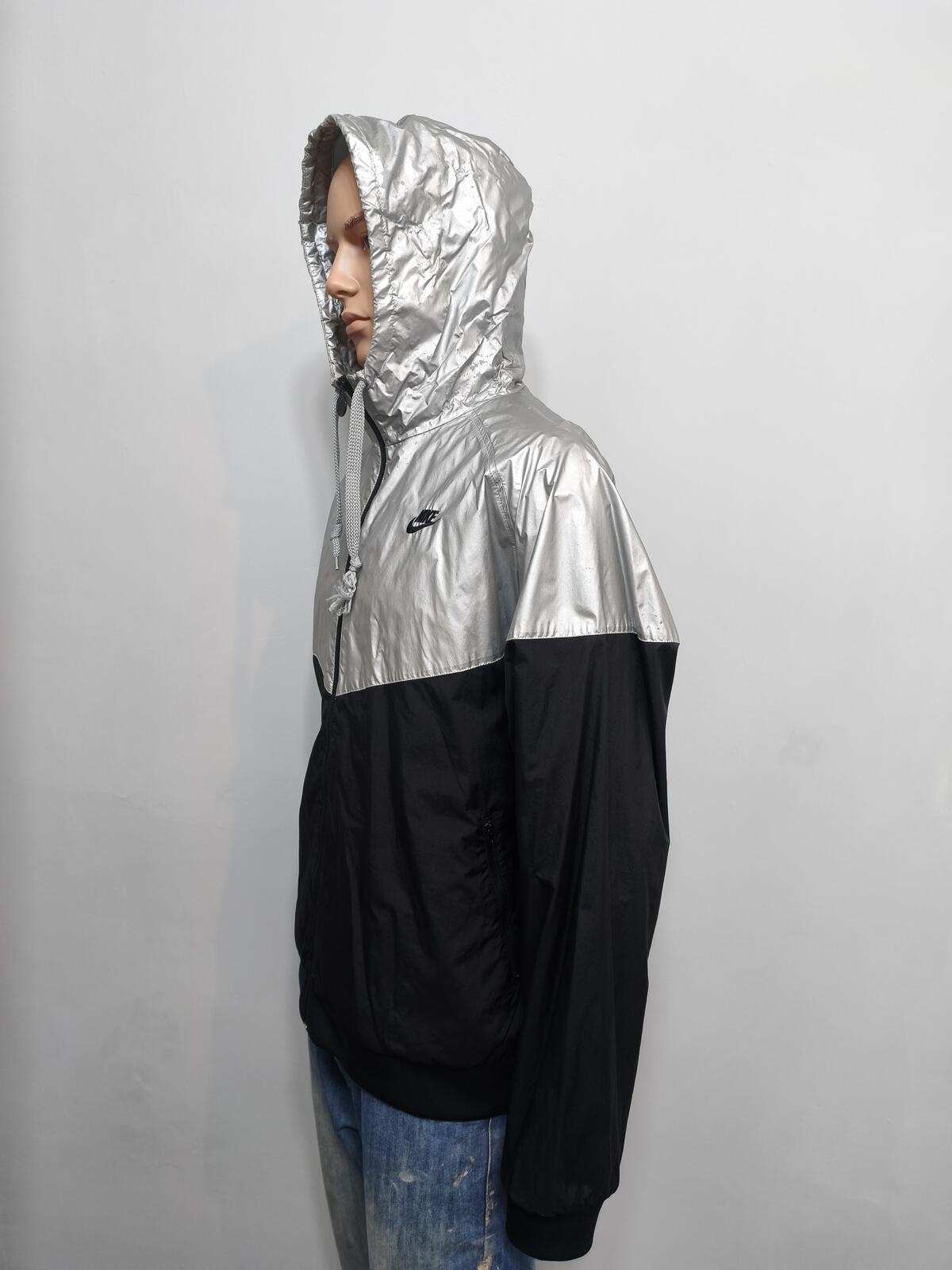 Vintage Nike "Big Shirt" Era Metallic Silver Foil & Black Swoosh Windbreaker XXL