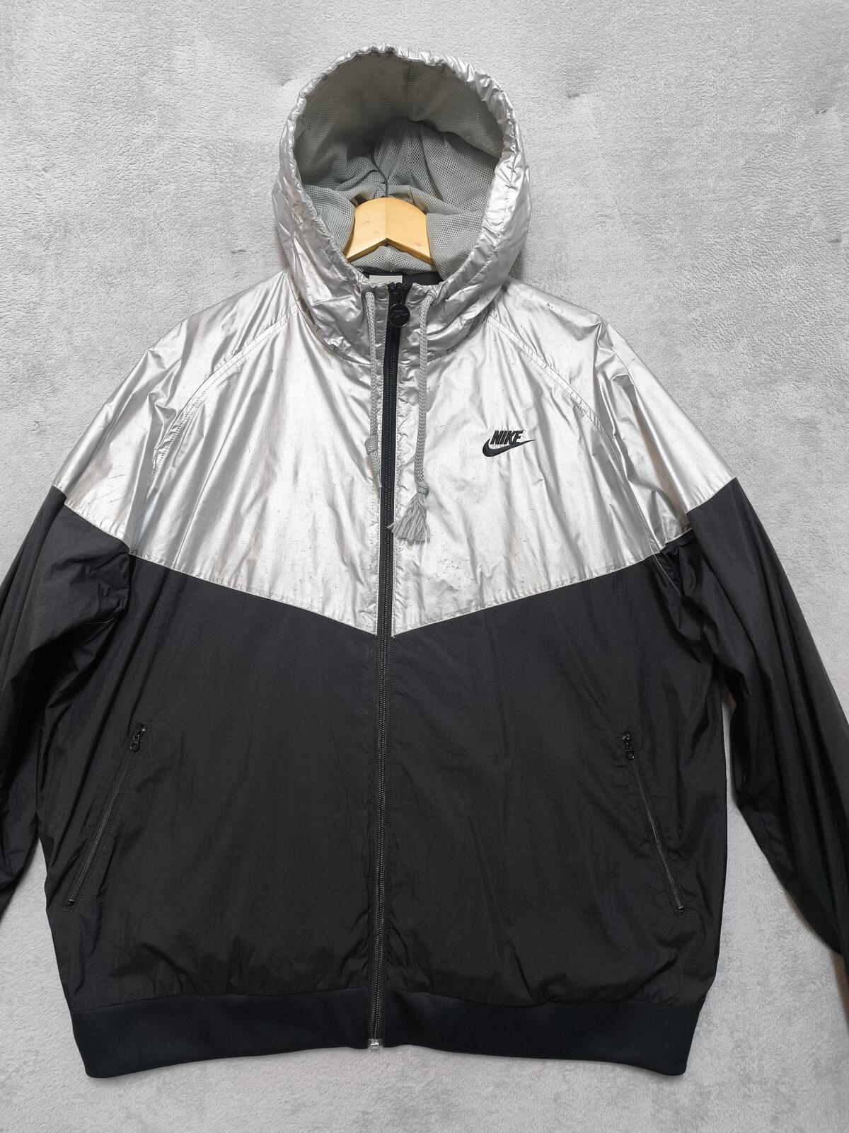 Vintage Nike "Big Shirt" Era Metallic Silver Foil & Black Swoosh Windbreaker XXL