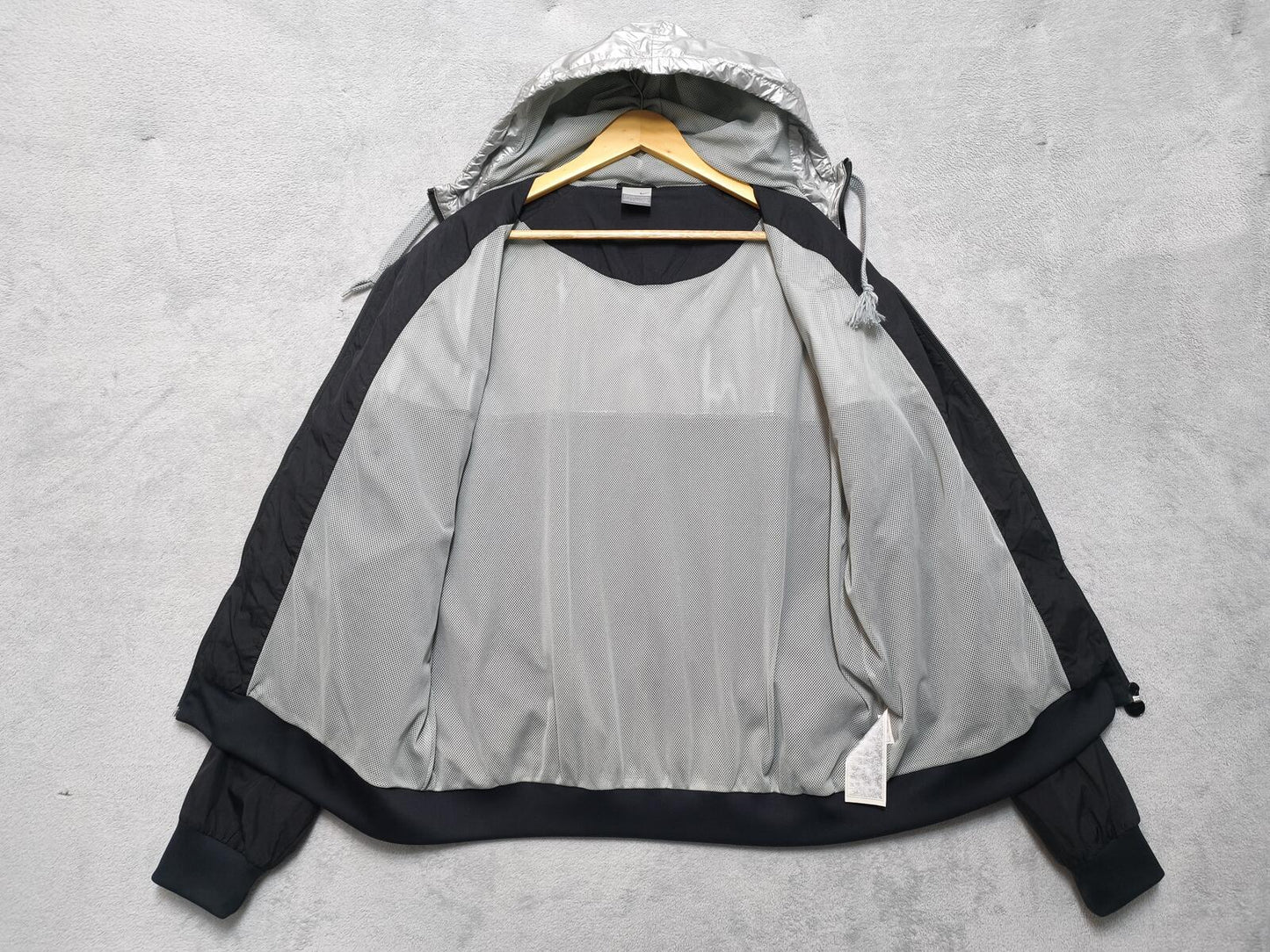 Vintage Nike "Big Shirt" Era Metallic Silver Foil & Black Swoosh Windbreaker XXL