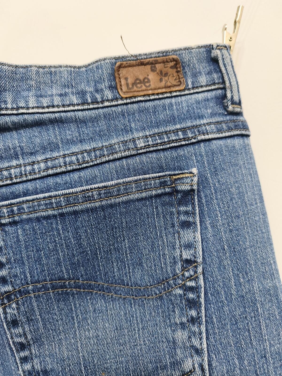Vintage Lee Women's High Waisted Mid Wash Blue Denim Summer Casual Jorts 34W