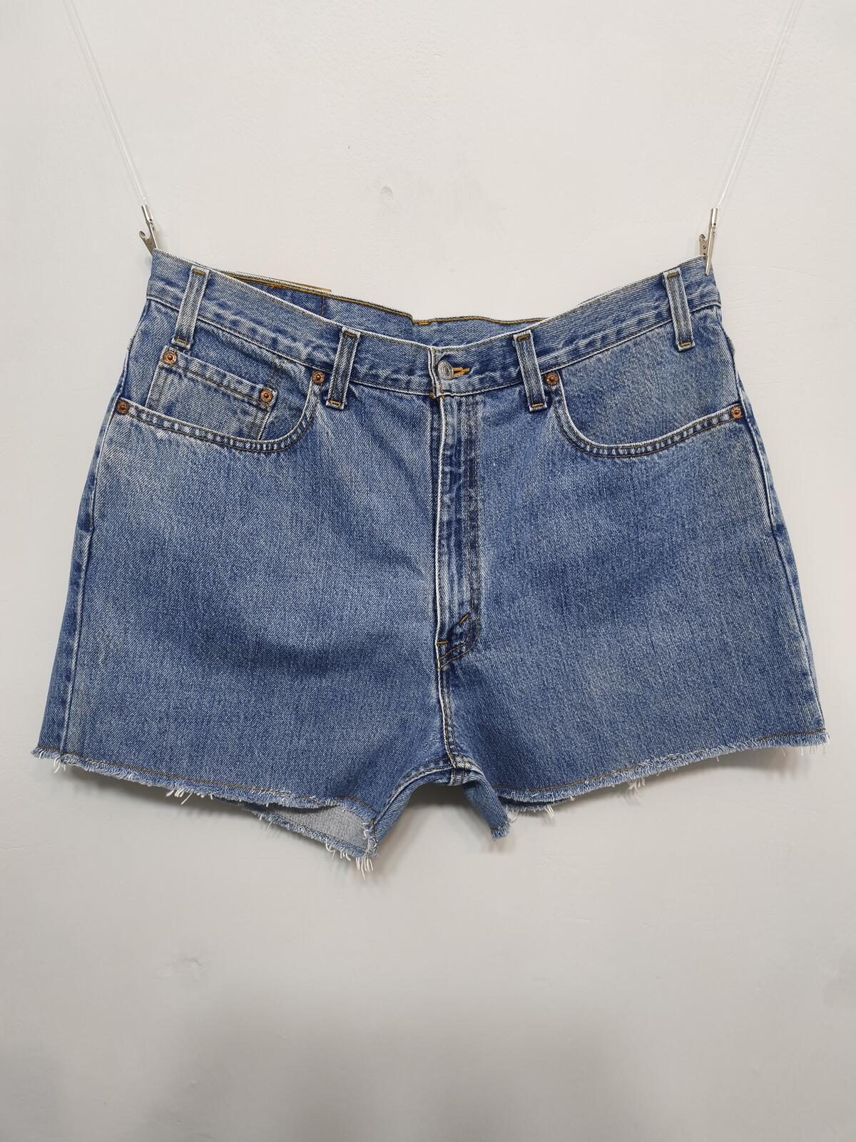 Vintage Levi's 550 Blue Stonewash Raw Hem Jorts Shorts Made in Canada W38