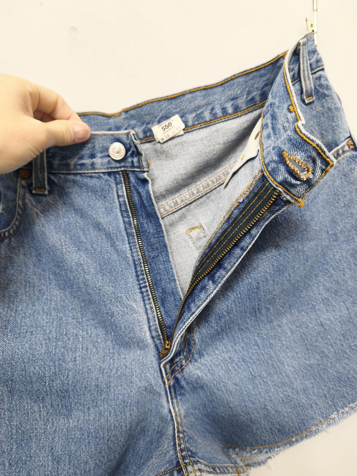 Vintage Levi's 550 Blue Stonewash Raw Hem Jorts Shorts Made in Canada W38