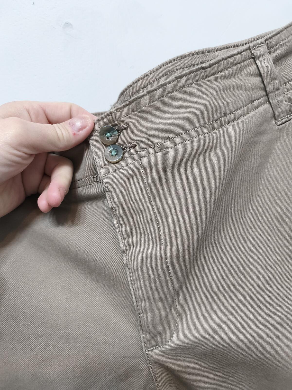 Vintage Lee Chino Shorts Khaki Tan Beige Midrise Comfort Stretch 40W