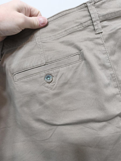 Vintage Lee Chino Shorts Khaki Tan Beige Midrise Comfort Stretch 40W