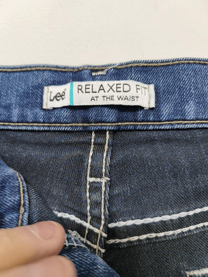 Vintage Lee High Waisted Relaxed Fit Deep Blue Straight Leg Jeans Women's W28