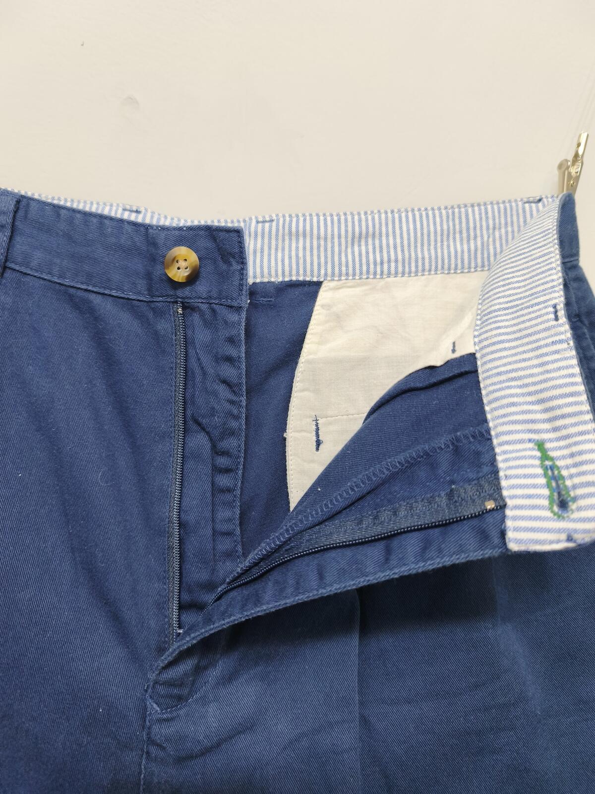 Vintage Tommy Hilfiger Pleated Chino Shorts Navy Blue 90s Old Money 30W Rare