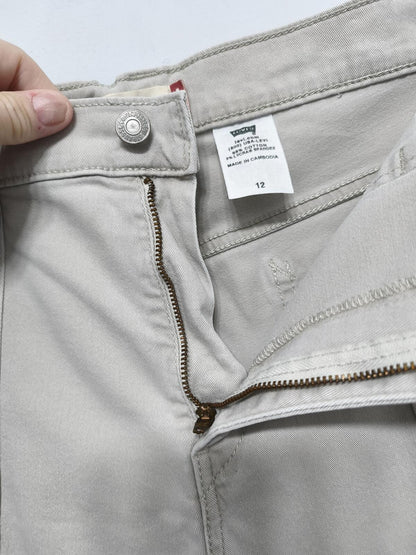 Vintage Levis Womens Beige Denim Shorts W32 90s Indie Retro Clean Girl Summer