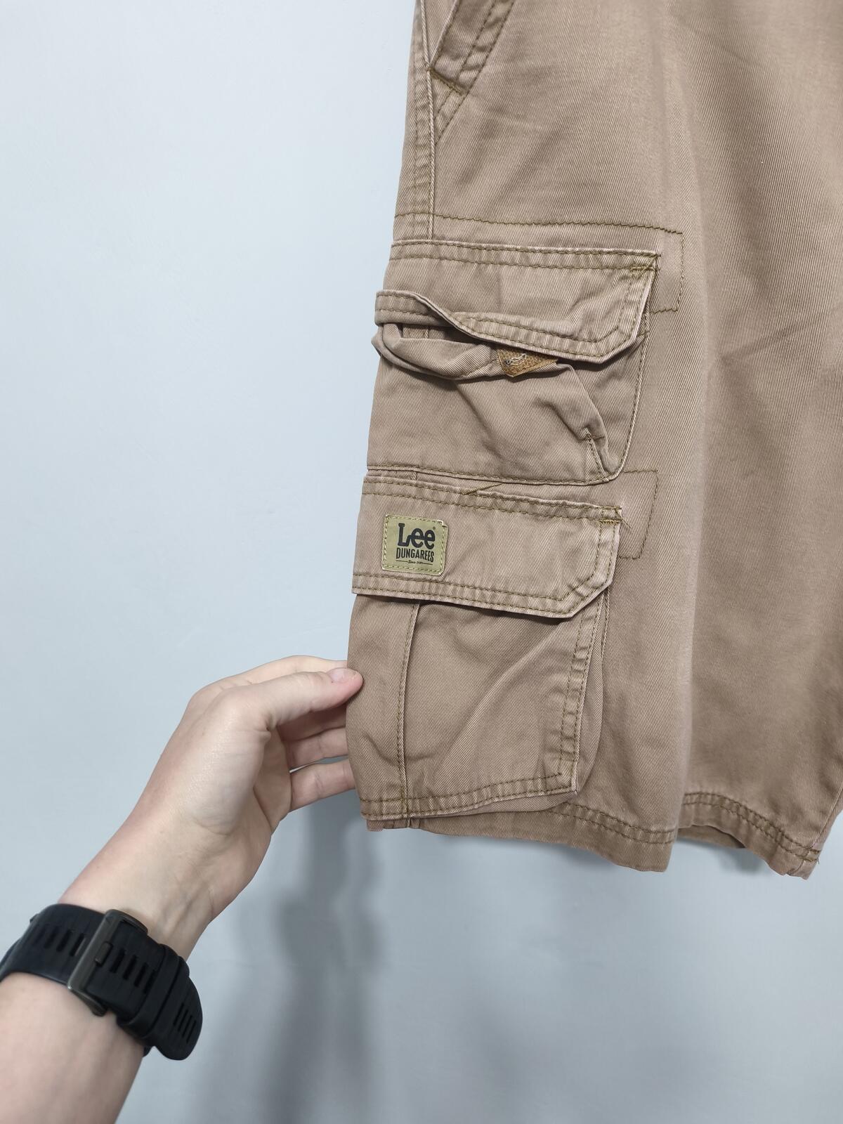 Vintage Lee Dungarees Tan Beige Cargo Utility Shorts 90s Skater Workwear W34