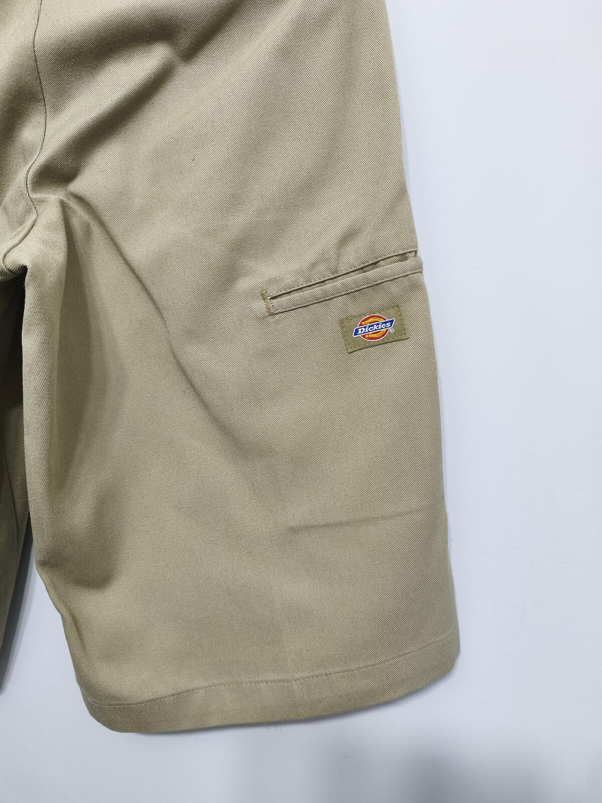 Vintage Dickies Workwear Shorts Khaki Sand 90s Skater Indie Baggy 26W