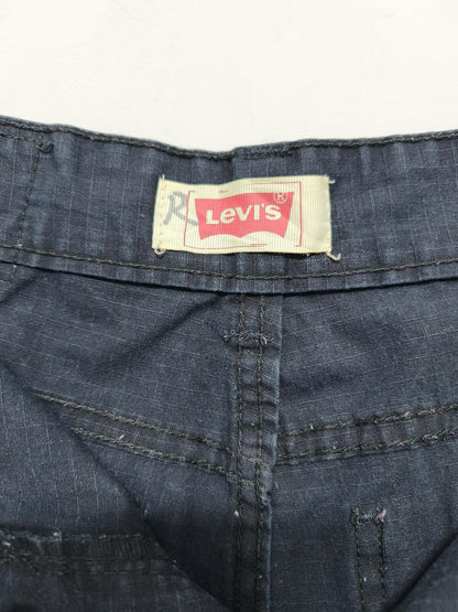 Vintage Levis Navy Cargo Shorts W28 Baggy Skater Y2K Retro Street Indie Grunge