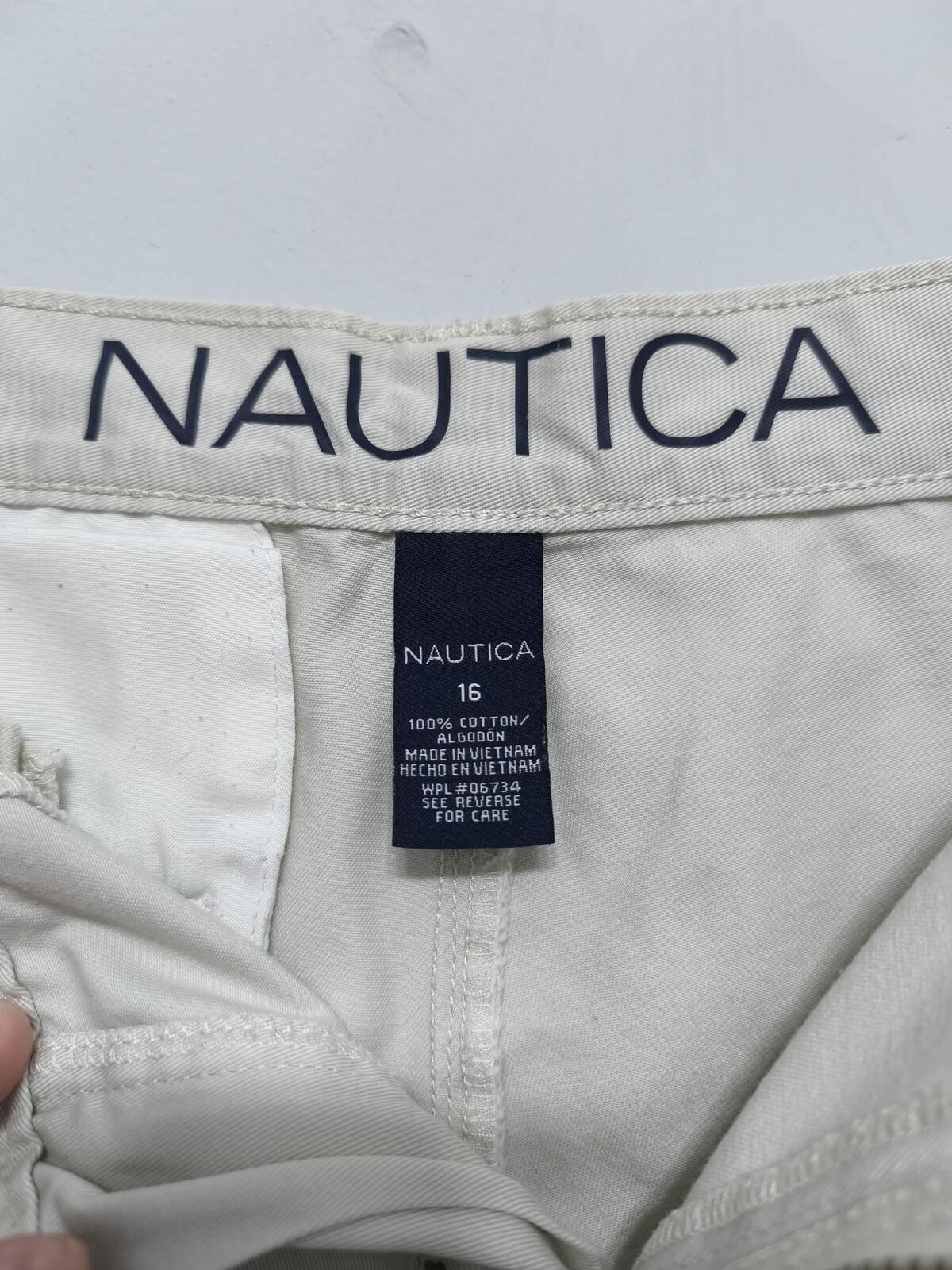 Vintage Nautica Chino Shorts Cream 90s Coastal Old Money Summer Preppy 28W