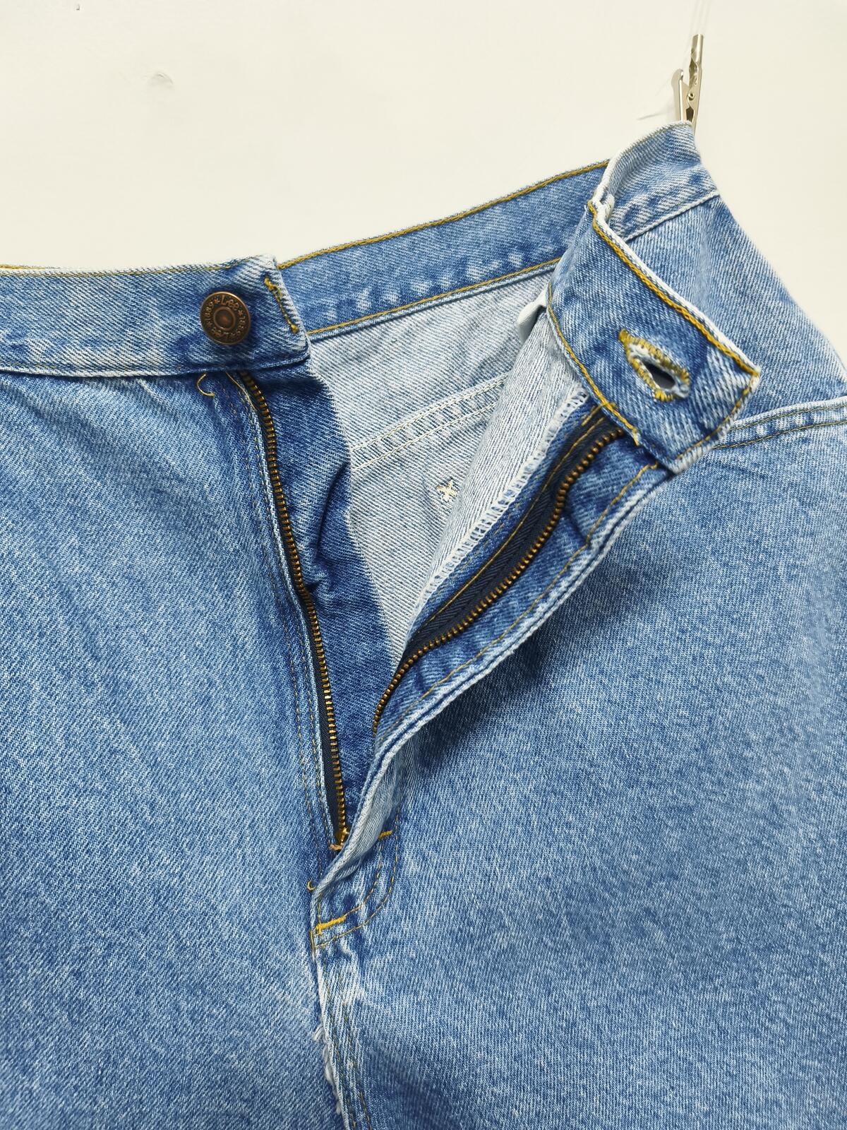 Vintage Lee Original Blue Denim High Waisted Mom Shorts 90s Grunge Casual 30W