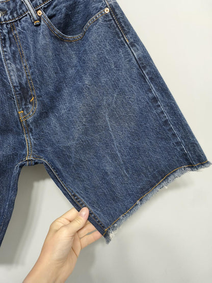 Vintage Levi's 505 Dark Indigo Raw Hem Denim Shorts 90s Skater Grunge Jorts W36