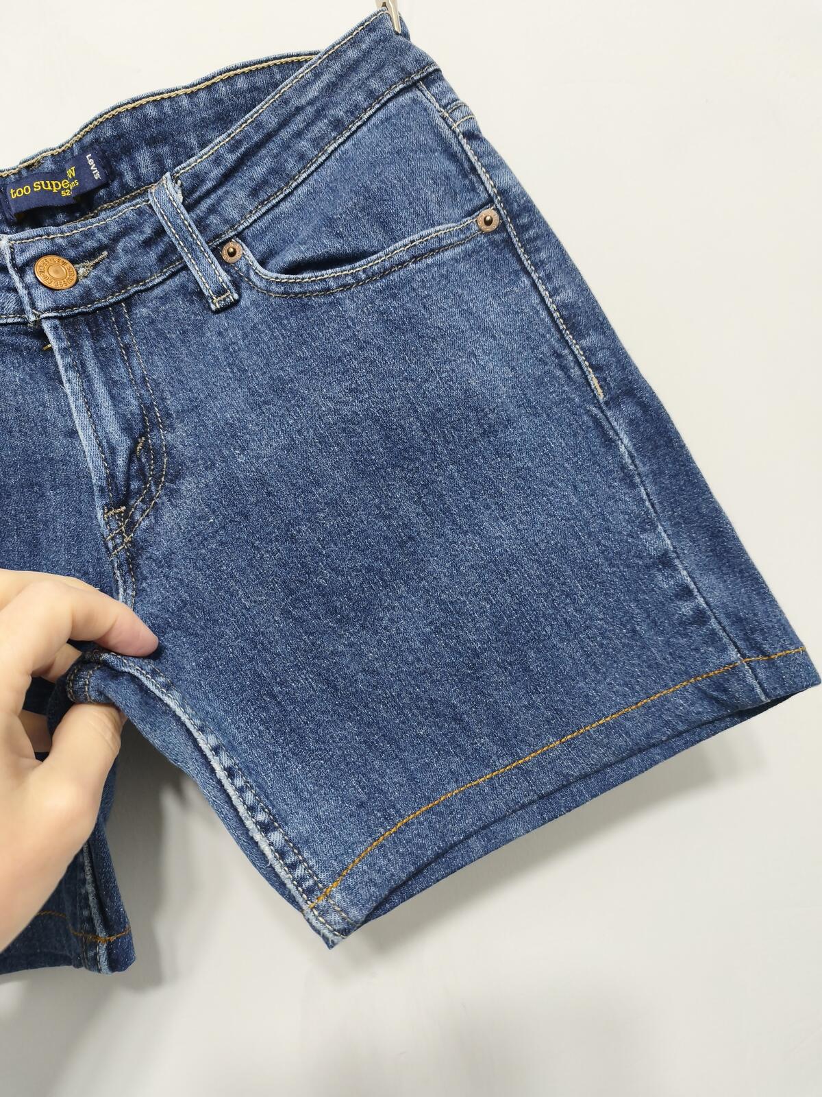 Vintage Levis 524 Too Superlow Denim Shorts W30 Low Rise Dark Blue Y2K 00s Retro