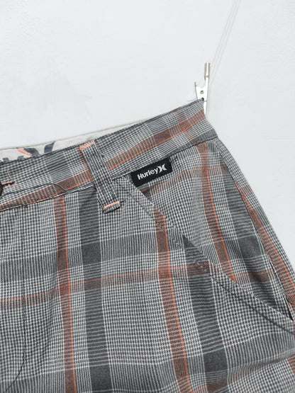 Vintage Hurley Plaid Shorts Grey Orange Y2K Skater Grunge Surf Longline 28W