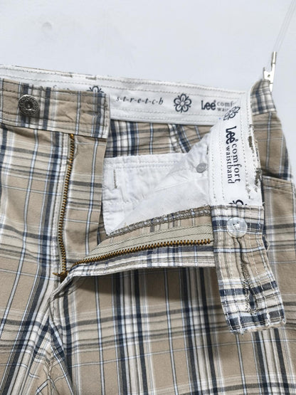 Vintage Lee Plaid Check Shorts Beige Navy Comfort Stretch Summer Prep 32W