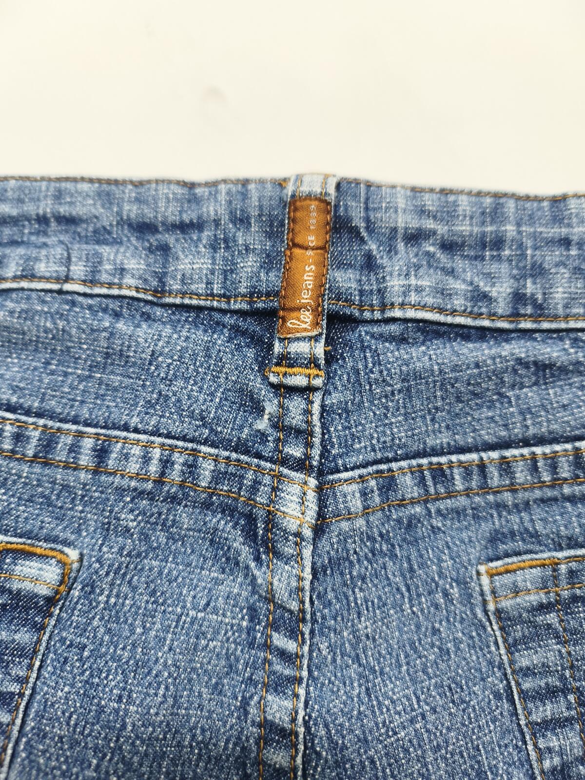 Vintage Lee One True Fit Denim Shorts Blue Wash Bermuda Y2K Indie 32W