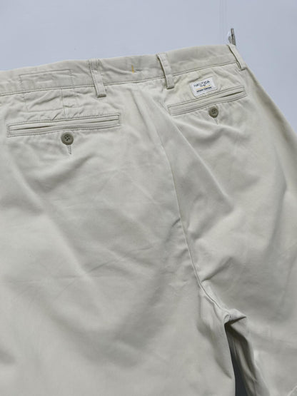 Vintage Nautica Rigger Cream Chino Shorts Sailing Preppy Coastal Utility Men's W34
