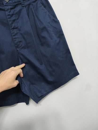 Vintage Lee Women's Pleated Navy Blue Chino Shorts 90s Mom Skater Preppy 30W