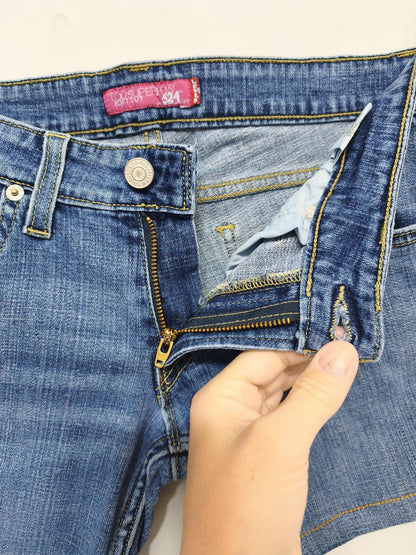 Vintage Levi's 524 Too Superlow Blue Denim Jorts Shorts Y2K Skater Retro W30
