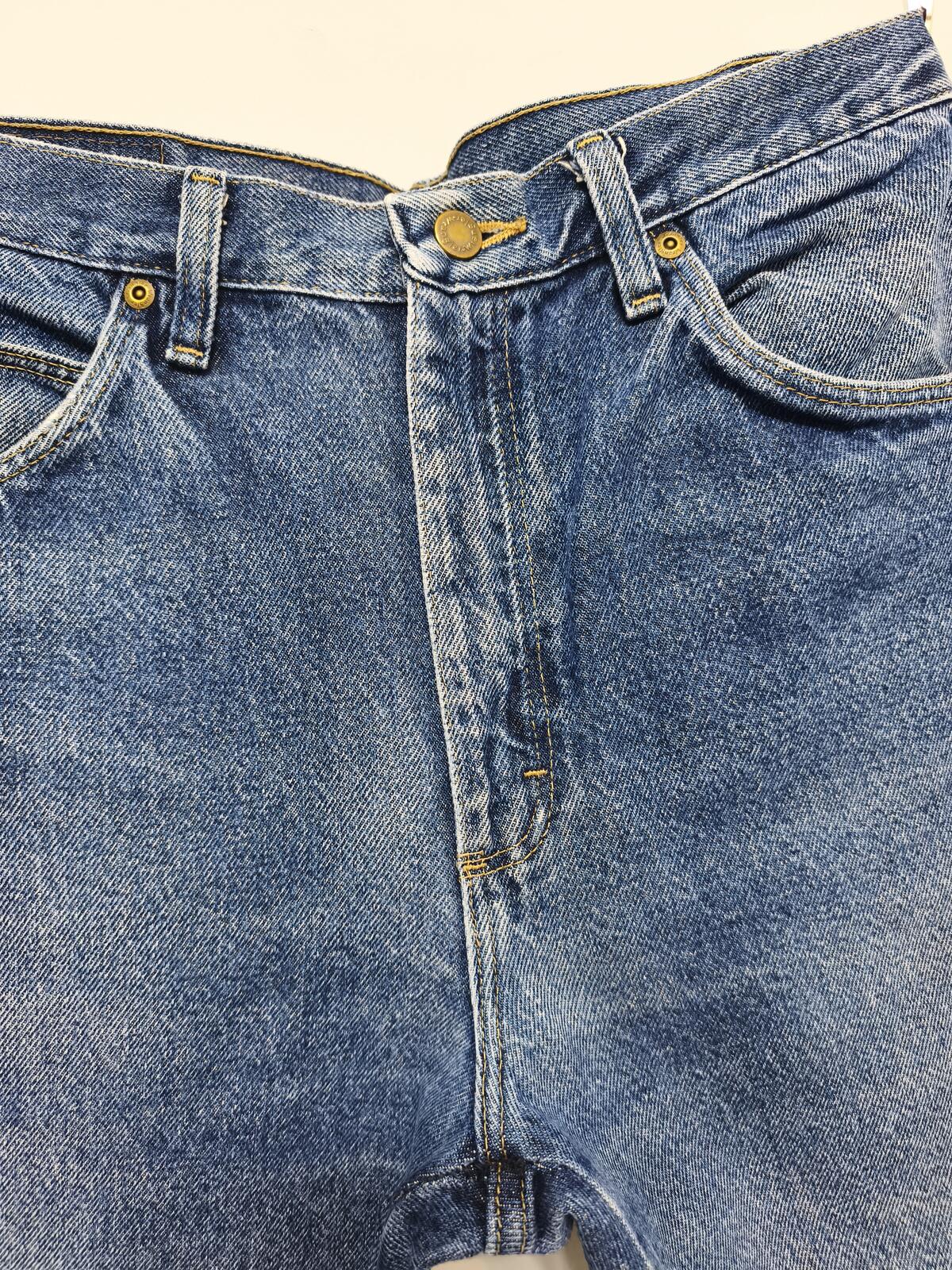 Vintage Wrangler 96501MR Stonewash Raw Hem Denim Shorts 90s Skater Jorts W32 W33