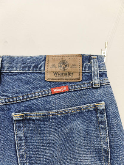 Vintage Wrangler 96501MR Stonewash Raw Hem Denim Shorts 90s Skater Jorts W32 W33